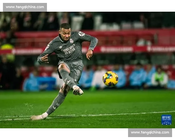 国家德比乱战!皇马围堵 18 岁亚马尔,维尼修斯险动手,贝林厄姆暗讽 国家德比乱战!皇马围堵 18 岁亚马尔,维尼修斯险动手,贝林厄姆暗讽