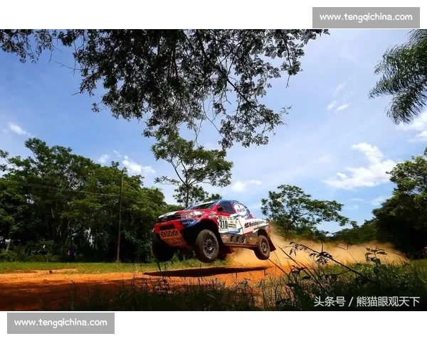 拉力巅峰对决开启,徐俊龙游赛道一马当先 拉力巅峰对决开启,徐俊龙游赛道一马当先