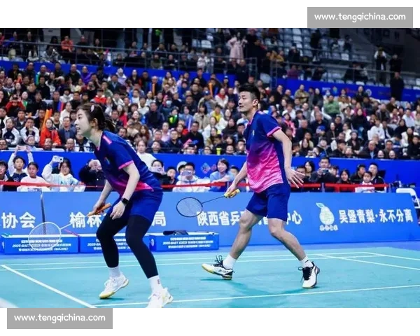 羽球冠军踏雄台:谌龙王适娴探访镇北台 羽球冠军踏雄台:谌龙王适娴探访镇北台